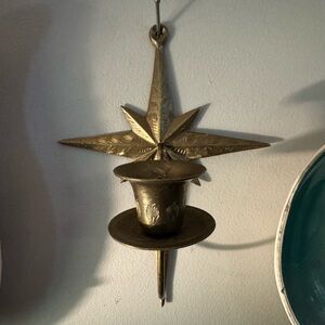 Small vintage mcm  starburst wall sconce